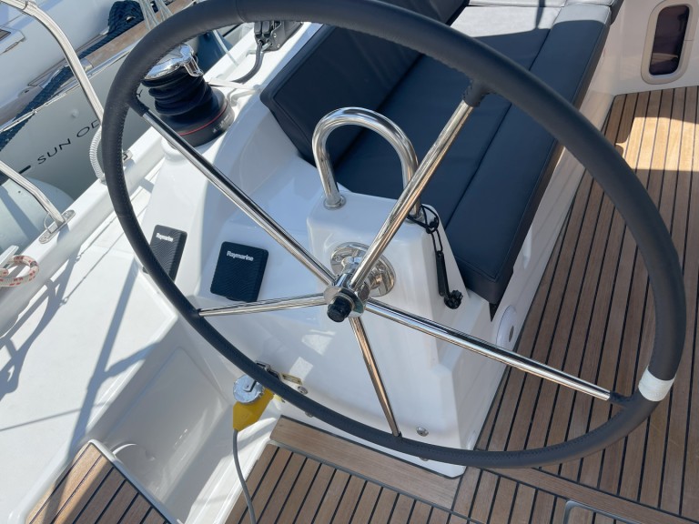 Louer Voilier avec ou sans skipper Bénéteau à Álimos
