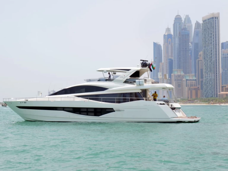 Louez un Galeon Galeon 260 à Dubai Marina