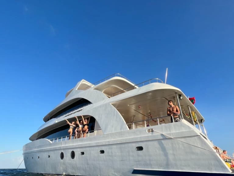 Location Yacht à Malé - Custom Made North Seven