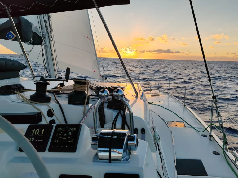 Catamaran à louer à Saint-Mandrier-sur-Mer au meilleur prix