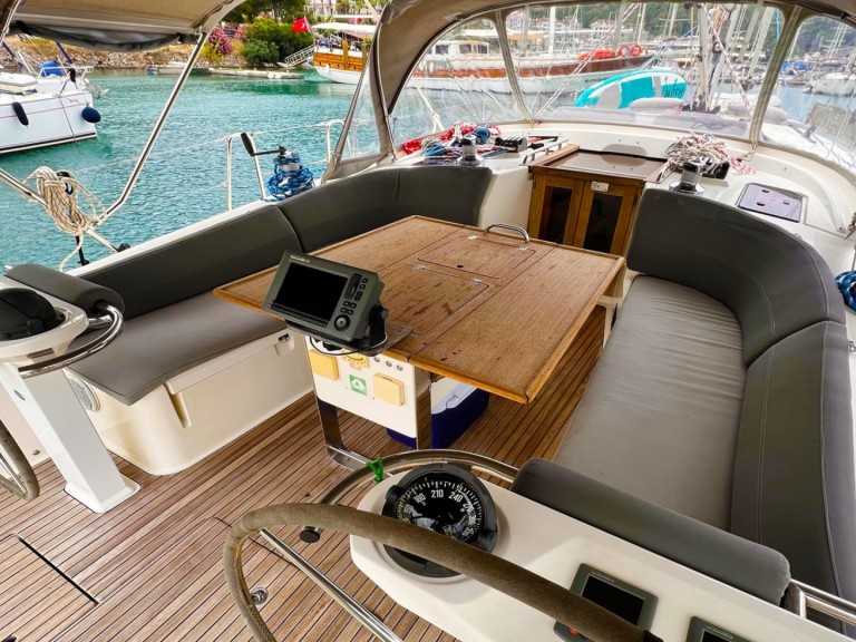 Louez un Bavaria Cruiser 45 à Fethiye
