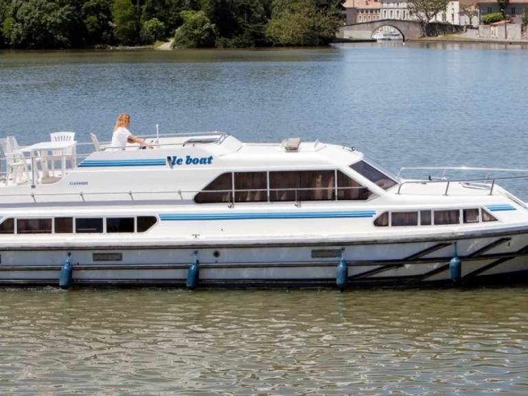 Standard Classique a louer à Vinkeveen