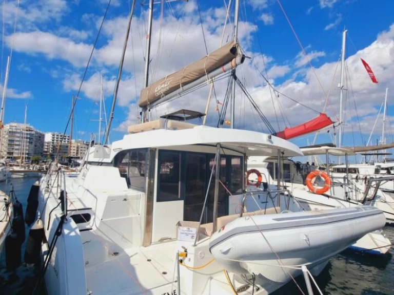 Location bateau Sant Antoni de Portmany pas cher Bali Catspace Voile