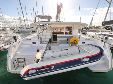 Catamaran à louer à Sukošan au meilleur prix