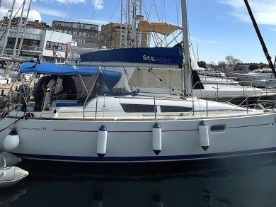 Alquiler de embarcaciones Jeanneau Sun Odyssey 36i enMarina Tankerkomerc en Samboat