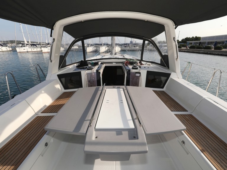 Location Voilier Bénéteau avec permis