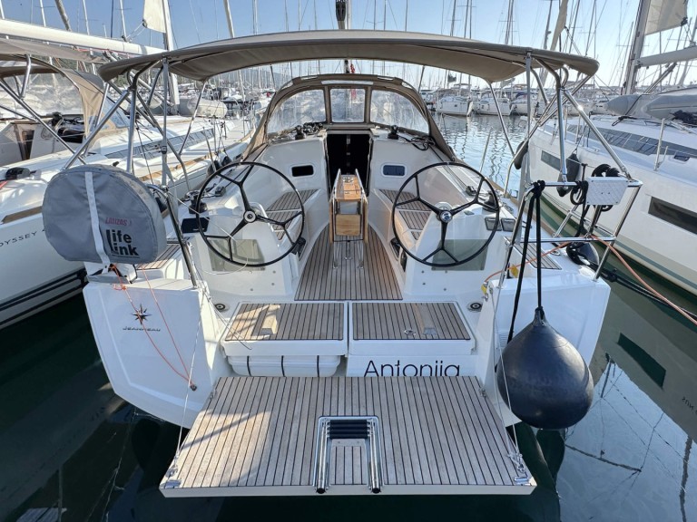 Louez un Jeanneau Sun Odyssey 349 à Punat