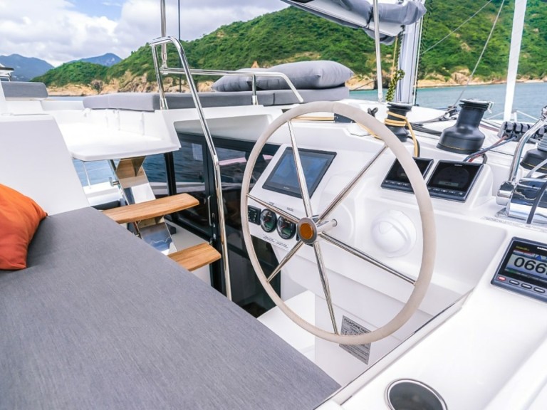 Catamaran à louer à Adaköy au meilleur prix