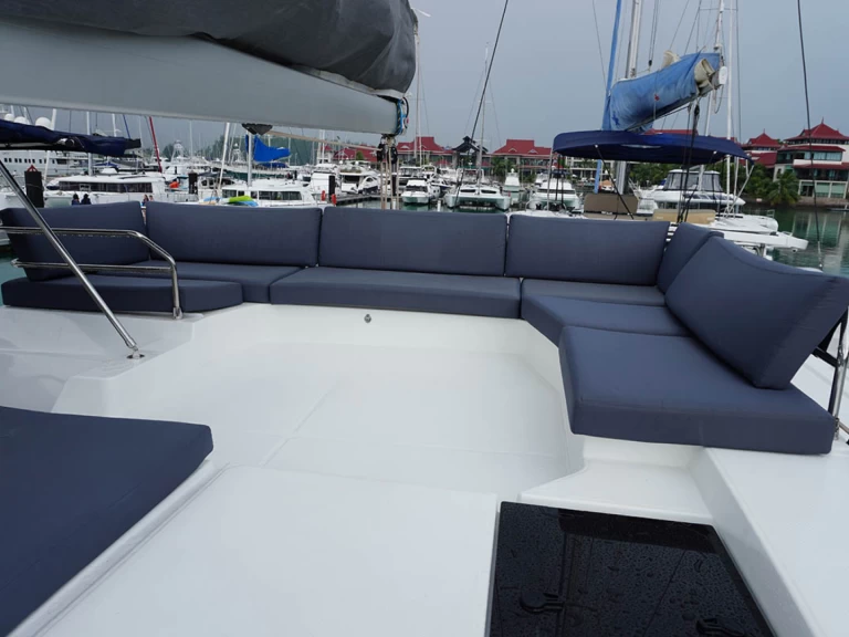 Location bateau Eden Island pas cher Tanna 47