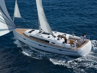 Hire a Bavaria Cruiser 46 Lefkáda