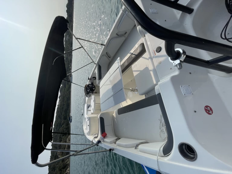 Location Bateau à moteur Bayliner avec permis