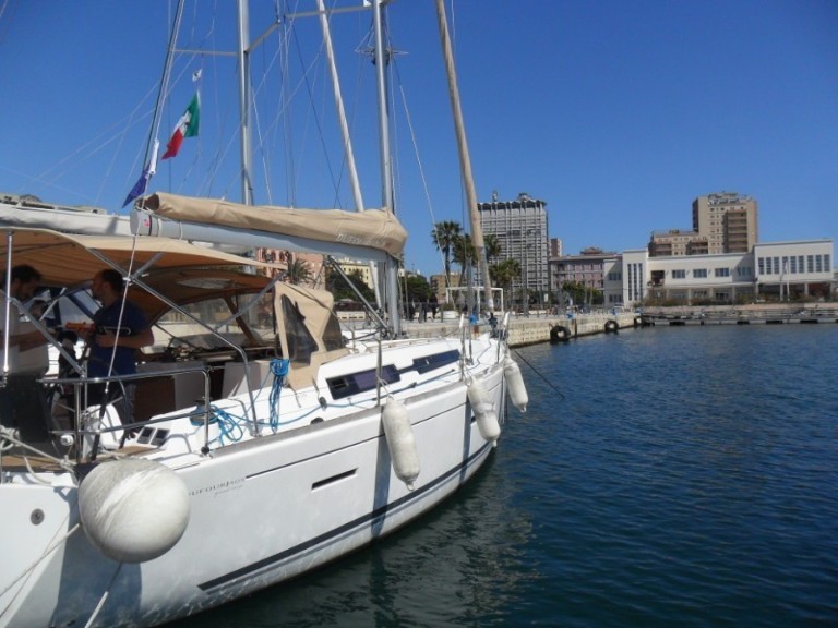 Location bateau Cagliari pas cher Dufour 405 Grand Large