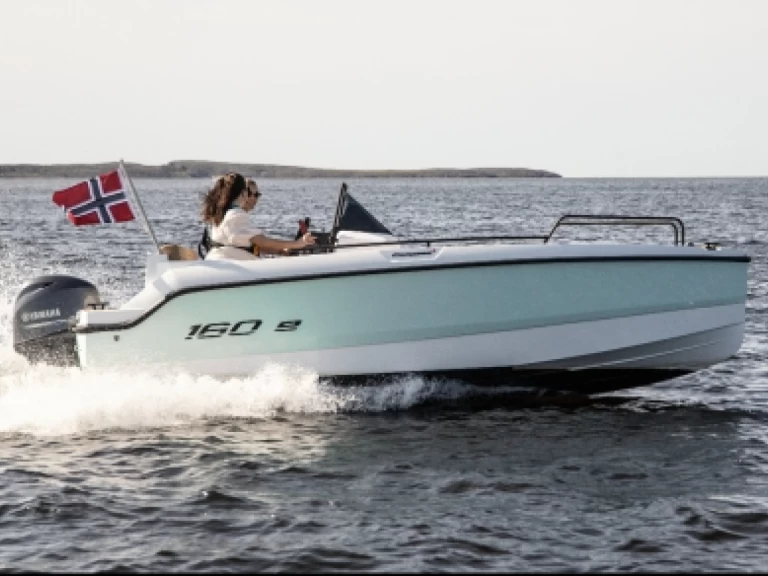 Louez un Compass Compass 150 CC à Palma de Majorque