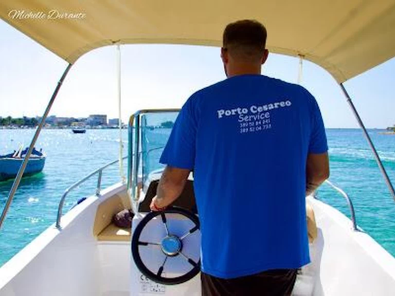 Louer Bateau à moteur avec ou sans skipper Salento marine à Porto Cesareo