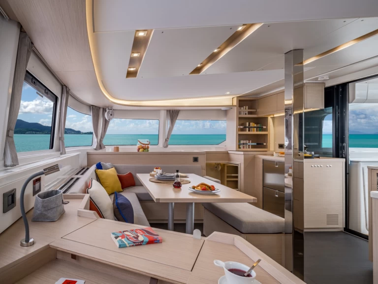 Location bateau Ribishi pas cher Lagoon 46