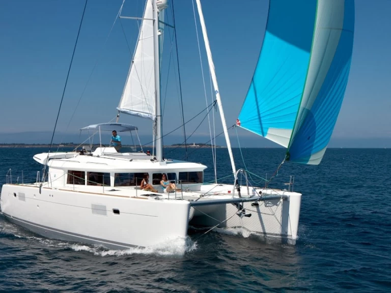 Location Catamaran Lagoon avec permis