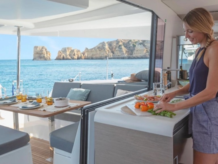 Catamaran à louer à Arzon au meilleur prix