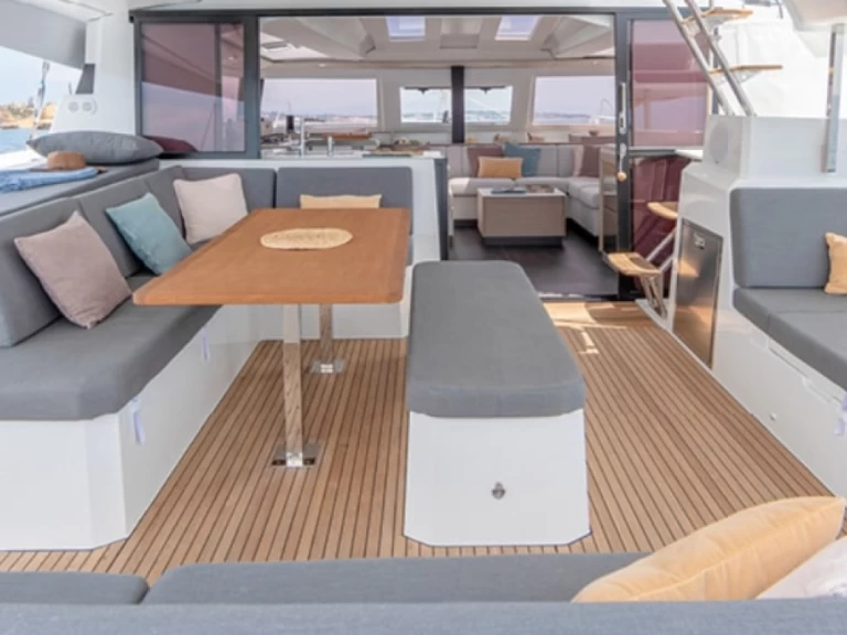 1 ELBA 45 a louer à Arzon