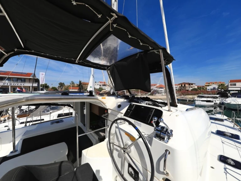 Location bateau Lagoon Lagoon 40 à Pirovac sur Samboat