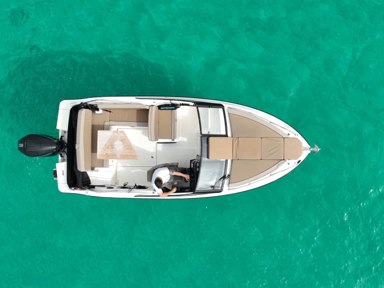 Location Bateau à moteur Quicksilver avec permis