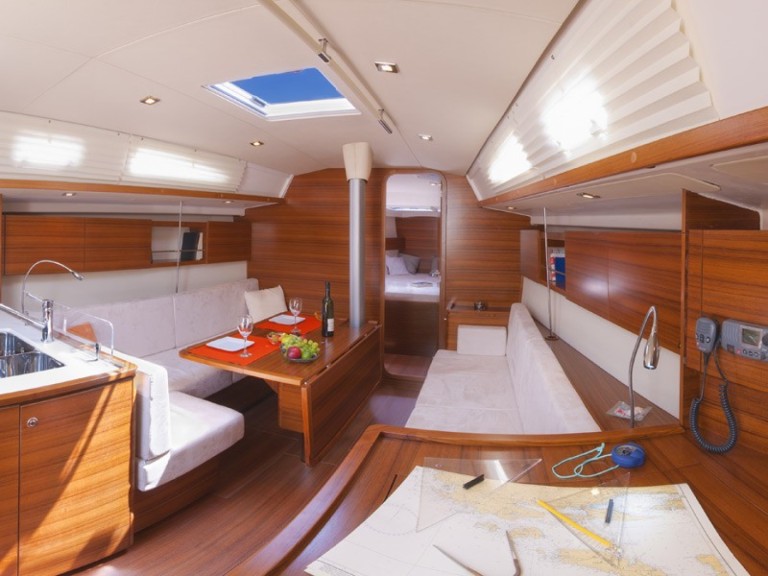 Location bateau Salona Salona 41 Performance à Adaköy sur Samboat