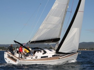 Sailboat rental with or without skipper Salona Adaköy