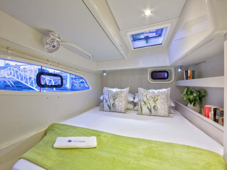 Louer Catamaran avec ou sans skipper Leopard à Adaköy