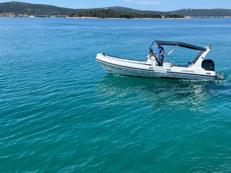 Location à Biograd na Moru - Lomac Lomac 660 IN sur SamBoat