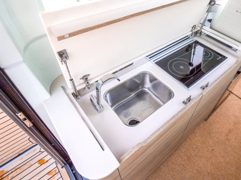 Location bateau Opatija pas cher Saxdor 320 GTC