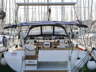 Sailboat for rent Biograd na Moru at the best price