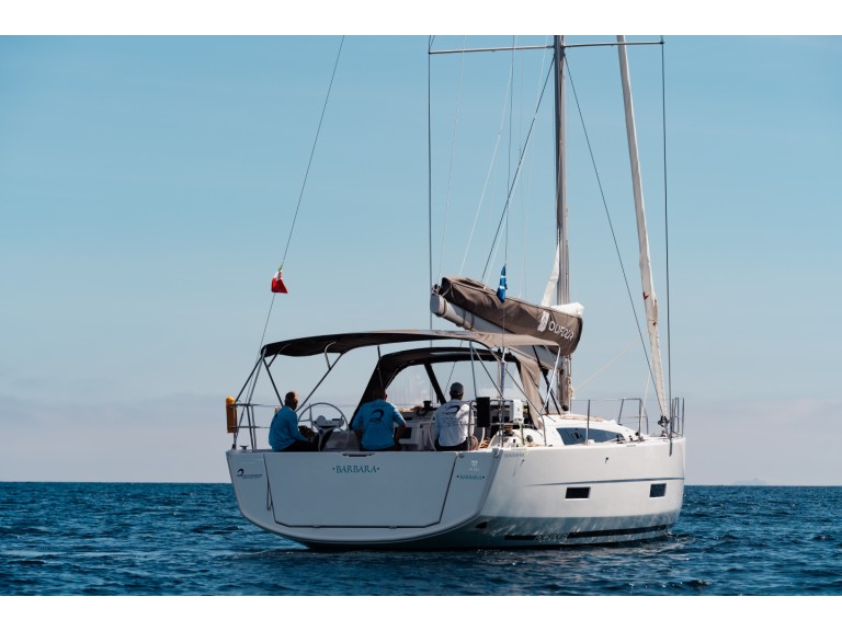 Location bateau Olbia pas cher Dufour 430 Grand Large