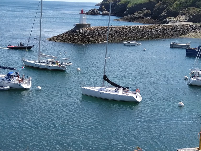 Louer Voilier avec ou sans skipper Bénéteau à Lorient