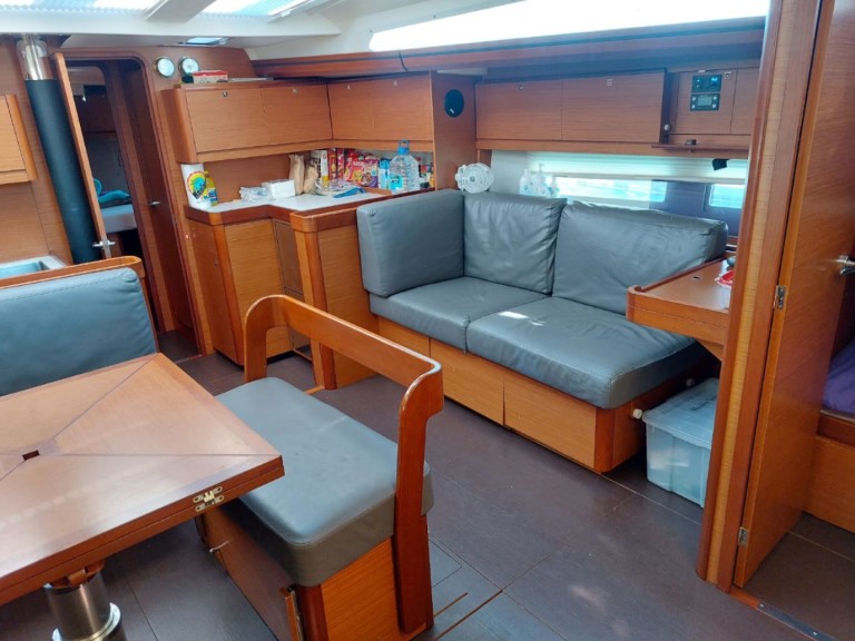 Location à Seget Donji - Dufour Dufour 520 Grand Large sur SamBoat