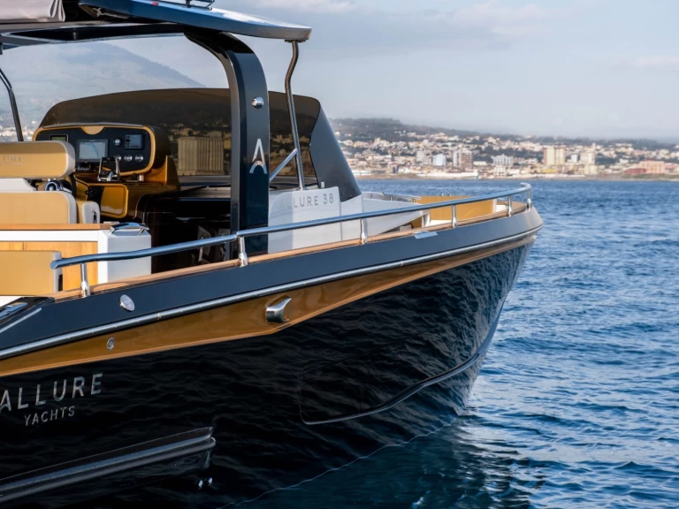 Louez un ITALUYRE CLASSIC 38 à Positano