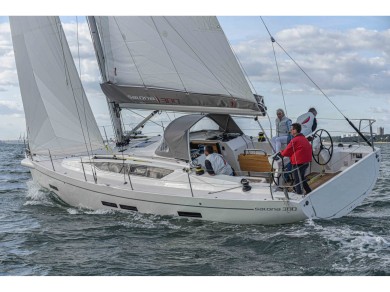 Hire a Salona Salona 380 Marina Izola