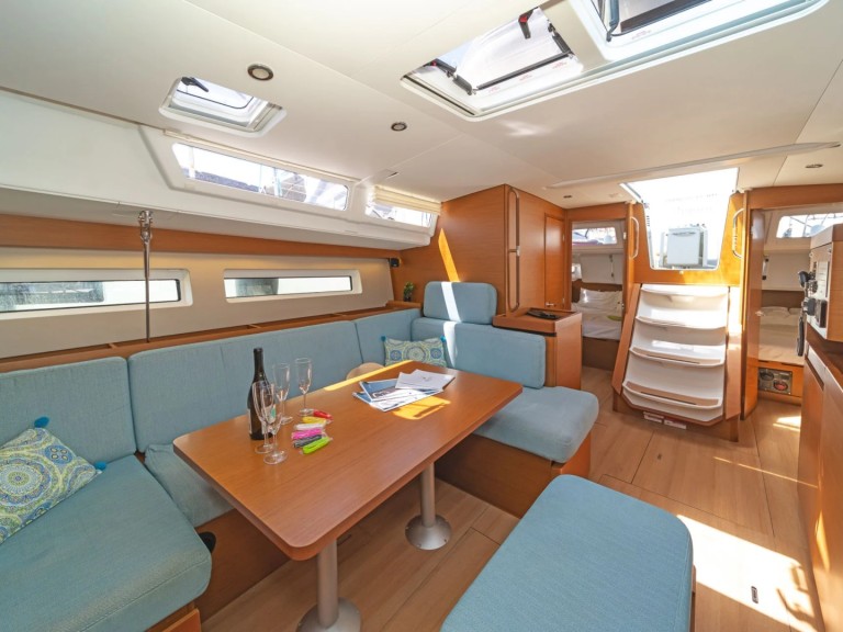 Location Voilier à Nikiána - Jeanneau Sun Odyssey 490