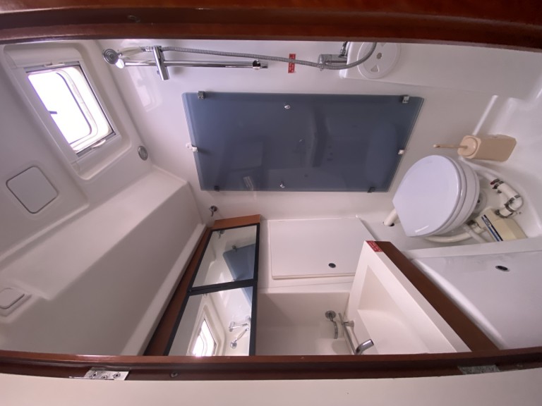 Location à Éleusis - Bénéteau Oceanis 54 sur SamBoat