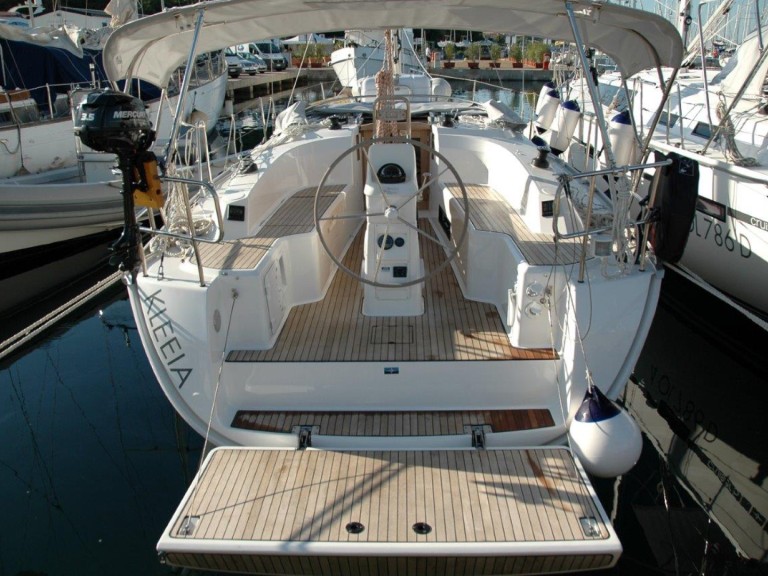Location à Olbia - Bavaria Cruiser 33 sur SamBoat