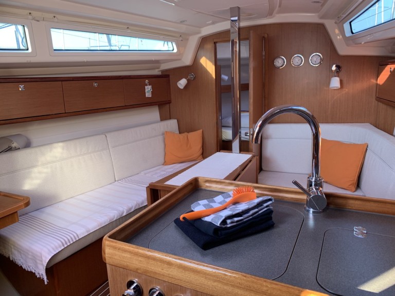 Louez un Bavaria Cruiser 34 à Fethiye