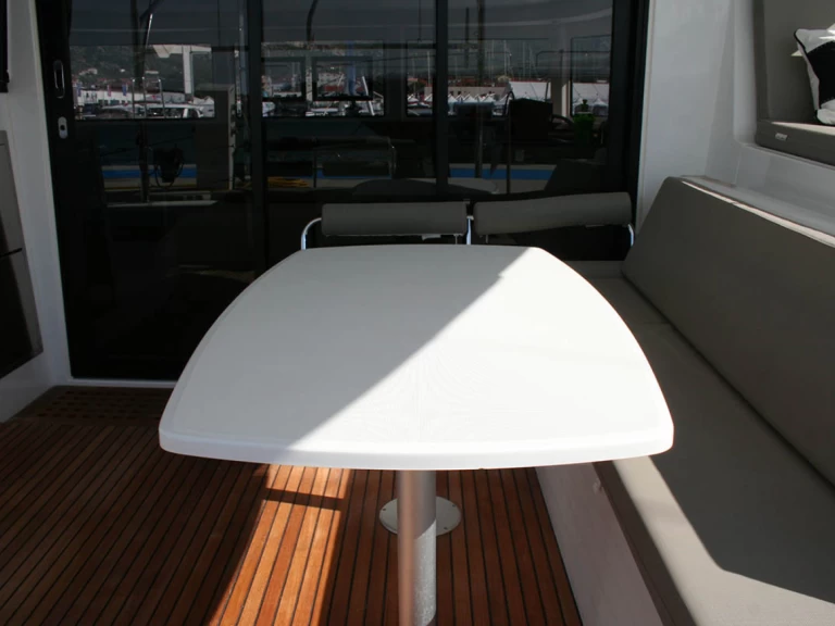 Location bateau Seget Donji pas cher Lagoon 42