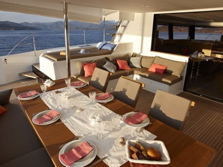 Location Catamaran à Parham Town - Fountaine Pajot Ipanema 58