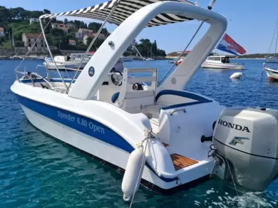 Location bateau Hvar pas cher 680 Open