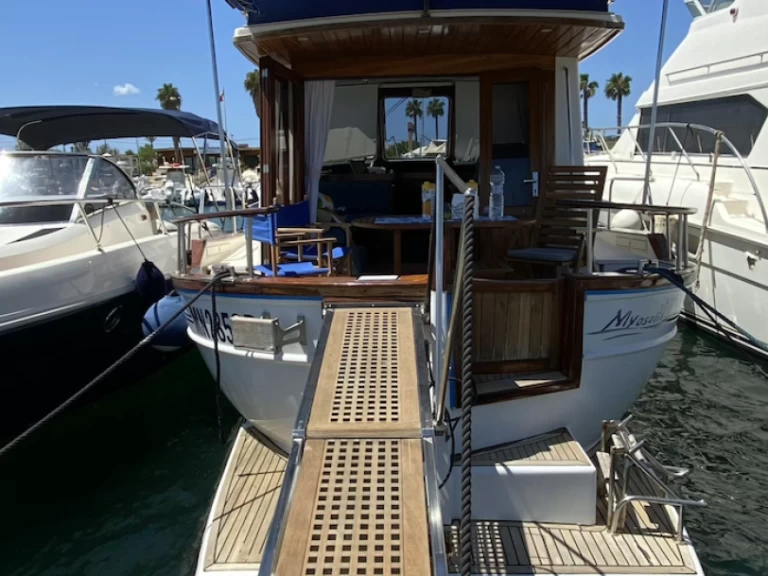 Location bateau Menorquin-Yachts Menorquin 120 à Marzamemi sur Samboat