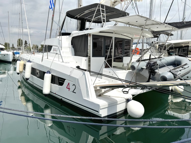 Louer Catamaran avec ou sans skipper Bali Catamarans à Álimos