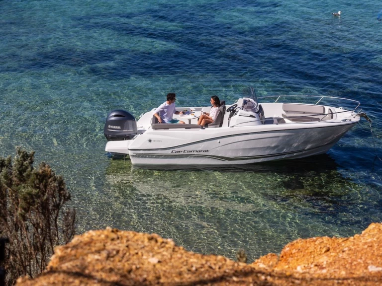 Bateau à moteur à louer à Cogolin au meilleur prix