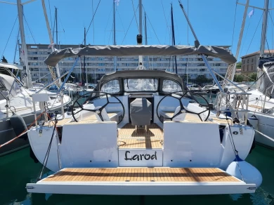 Yacht charter Pula - Hanse Hanse 348 on SamBoat