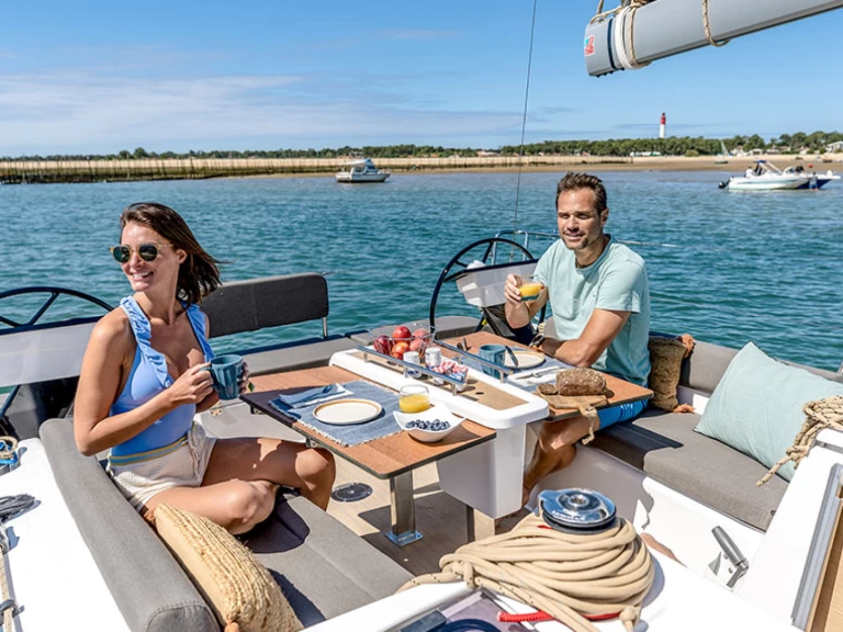 Louez un Dufour Dufour 37 à Seget Donji