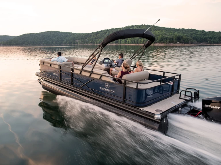 Louez un regency 230 à Sanguinet