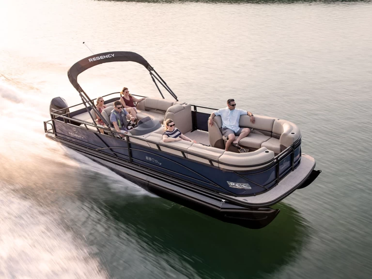 Louer Bateau à moteur avec ou sans skipper regency à Sanguinet