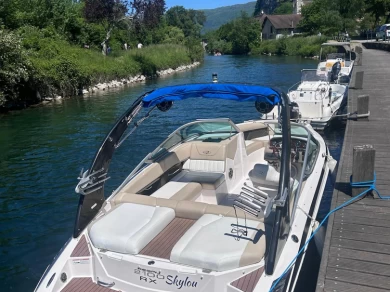 Yacht hire Aix-les-Bains cheap Regal 2100 RX